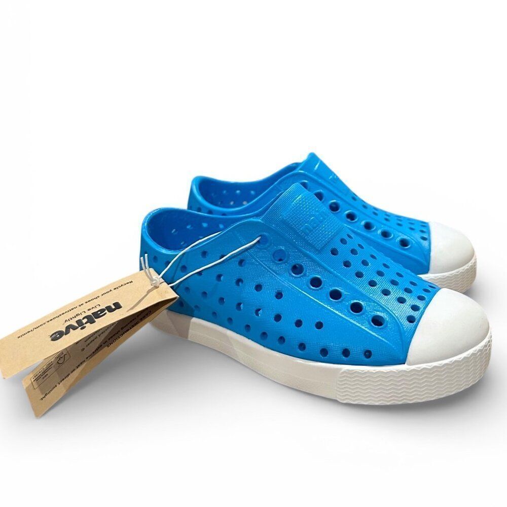 Native Shoes Jefferson Kids Water Shoes Vivid Blue Slip-On EVA C8 EU 24